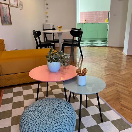 Happy Place Apartament *